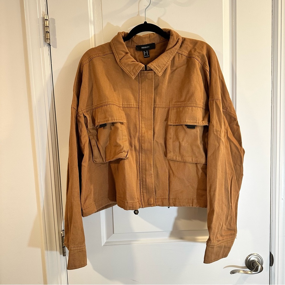 Forever 21 Plus Cropped Jacket in Tan Canvas - Picture 2 of 12